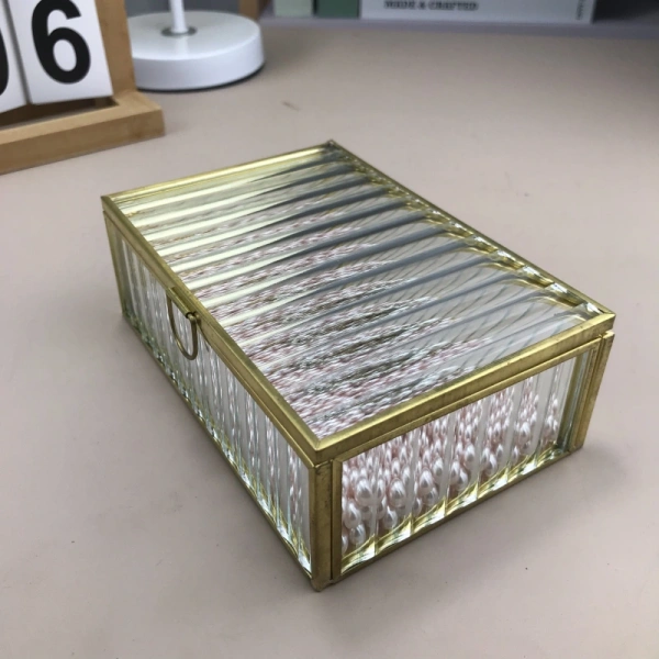 Large Ribbed Glass Jewelry Box in Gold - Image 3