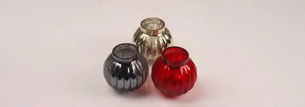 Round glass bud vase